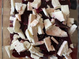 Rote Bete Lasagne mit Feta und Honig